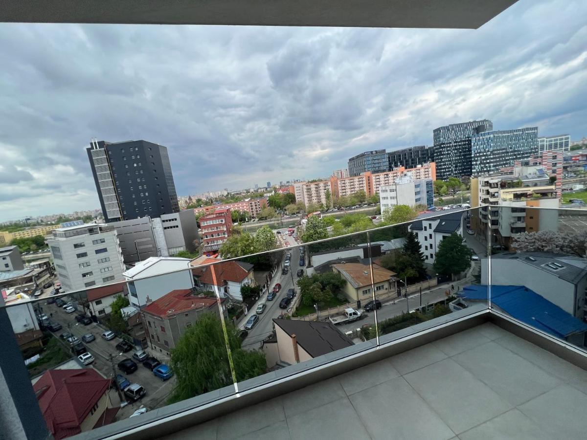 Central Riverfront Apartment Бухарест Екстер'єр фото
